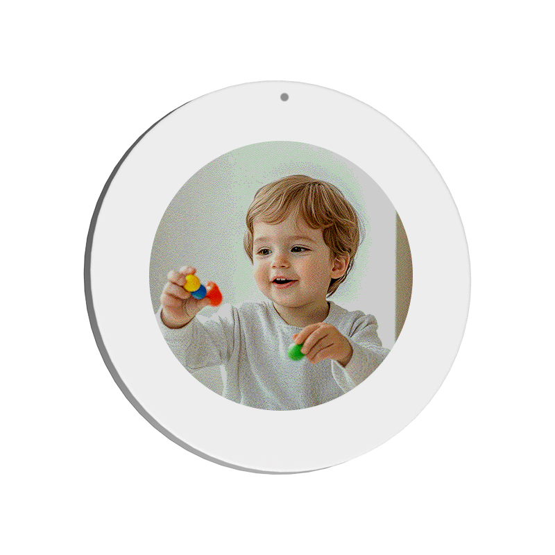 e ink anime badge